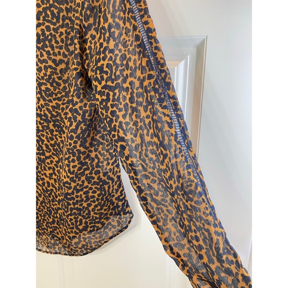 Banana Republic Knit Keyhole Animal Print Blouse - Picture 13 of 16